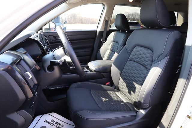 2022 Nissan Pathfinder SV 4WD