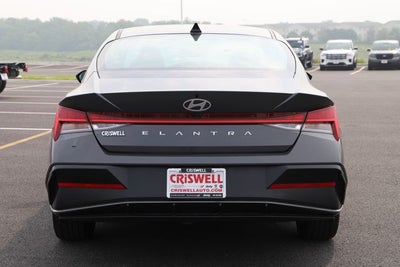 2025 Hyundai Elantra SEL Convenience