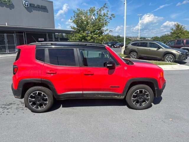 2023 Jeep Renegade Trailhawk 4x4