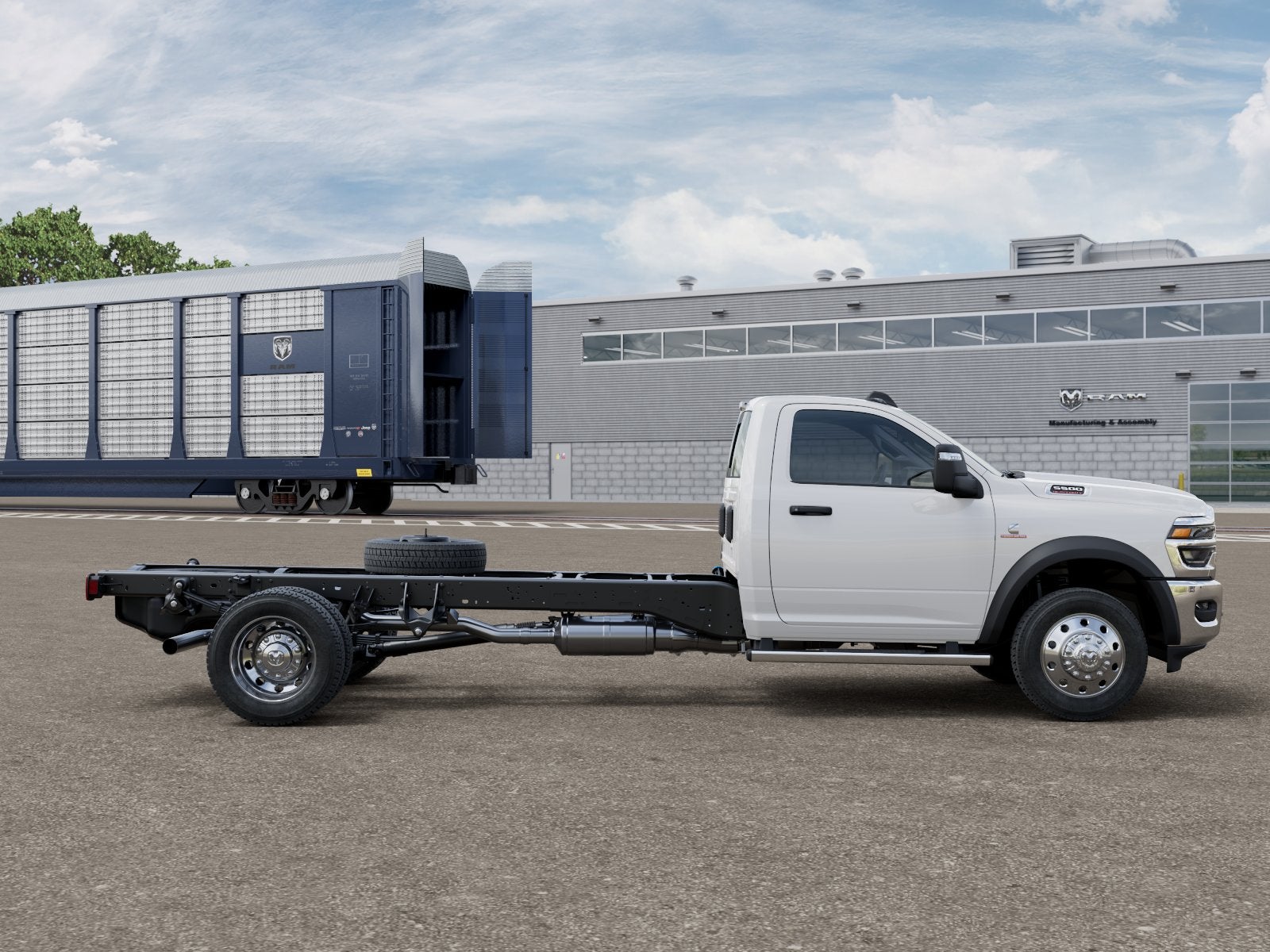 2027 RAM Ram 5500 Chassis Cab RAM 5500 TRADESMAN CHASSIS REGULAR CAB 4X4 108' CA