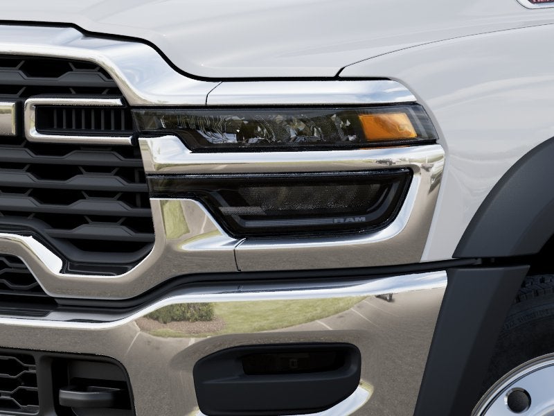2027 RAM Ram 5500 Chassis Cab RAM 5500 TRADESMAN CHASSIS REGULAR CAB 4X4 108' CA
