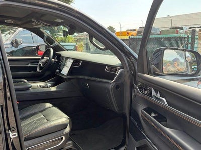 2024 Jeep Grand Wagoneer Series III Obsidian