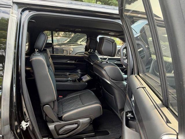 2024 Jeep Grand Wagoneer Series III Obsidian