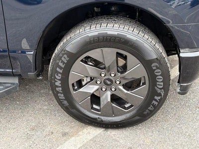 2024 Ford F-150 Lightning LARIAT