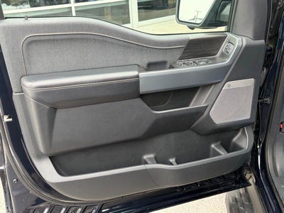 2024 Ford F-150 Lightning LARIAT