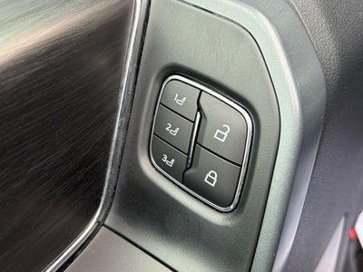 2024 Ford F-150 Lightning LARIAT