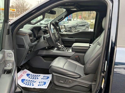 2024 Ford F-150 Lightning LARIAT