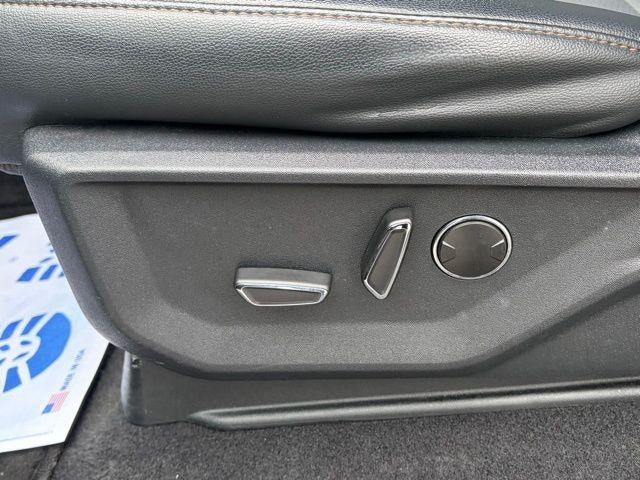 2024 Ford F-150 Lightning LARIAT