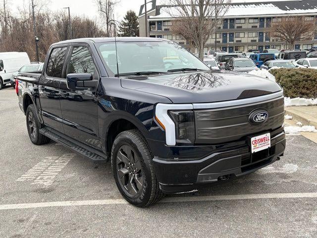 2024 Ford F-150 Lightning LARIAT