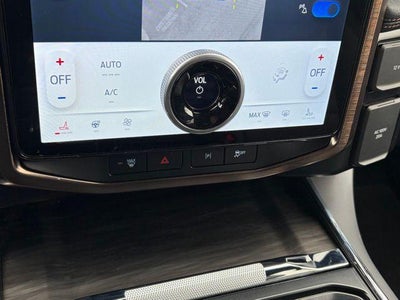 2024 Ford F-150 Lightning LARIAT