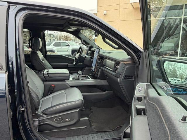 2024 Ford F-150 Lightning LARIAT