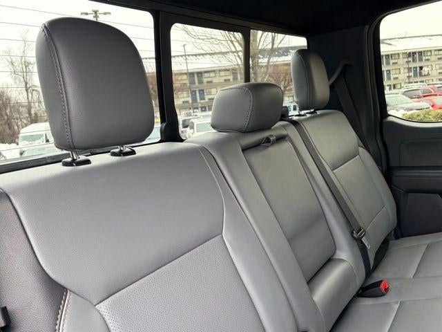 2024 Ford F-150 Lightning LARIAT