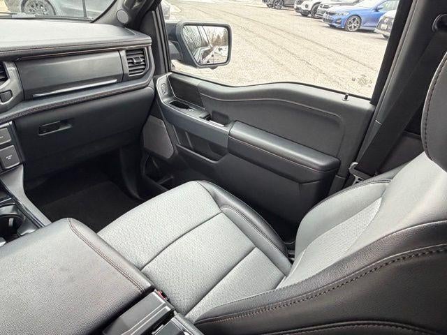 2024 Ford F-150 Lightning LARIAT