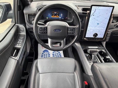 2024 Ford F-150 Lightning LARIAT