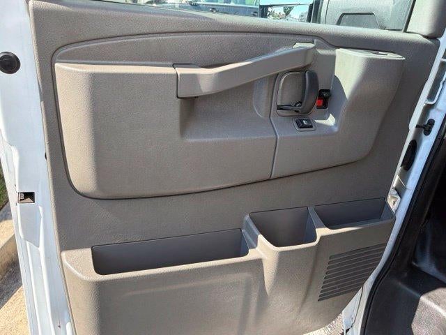 2022 Chevrolet Express Cutaway 3500 Base