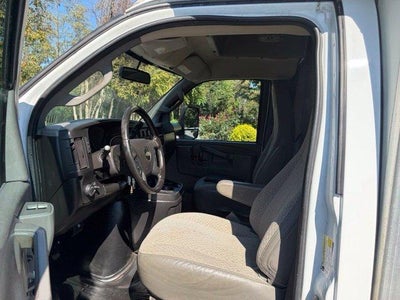 2022 Chevrolet Express Cutaway 3500 Base