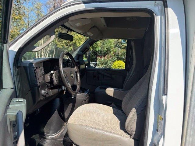2022 Chevrolet Express Cutaway 3500 Base