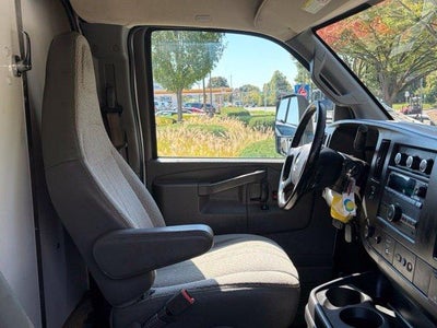 2022 Chevrolet Express Cutaway 3500 Base