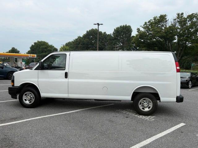 2025 Chevrolet Express Cargo Base