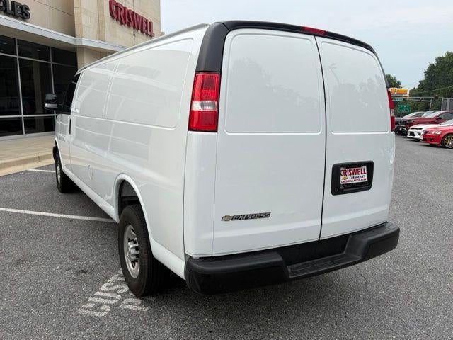 2025 Chevrolet Express Cargo Base