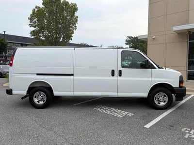 2025 Chevrolet Express Cargo Base