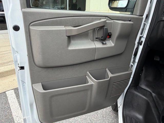 2025 Chevrolet Express Cargo Base