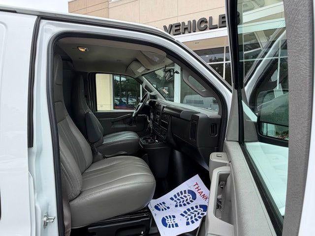 2025 Chevrolet Express Cargo Base