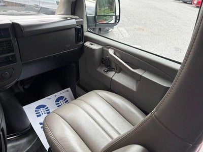 2025 Chevrolet Express Cargo Base
