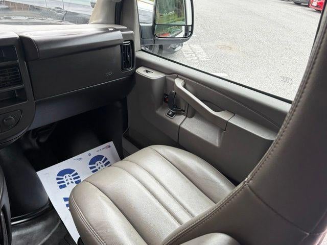 2025 Chevrolet Express Cargo Base