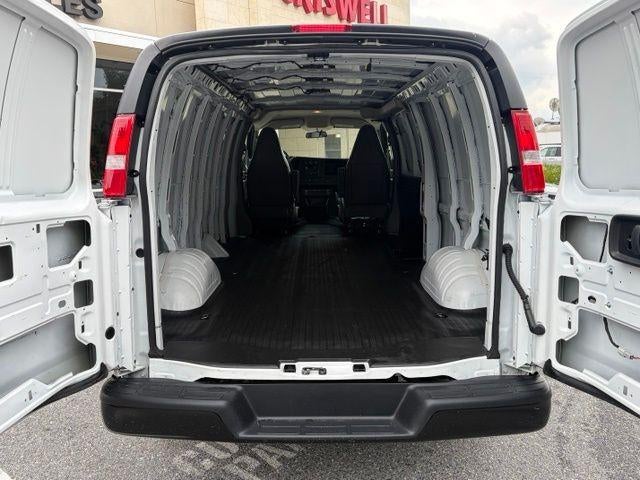 2025 Chevrolet Express Cargo Base