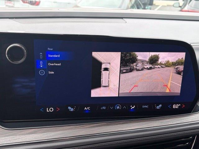 2025 Chevrolet Suburban LT