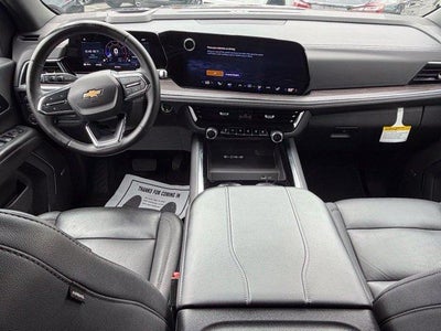 2025 Chevrolet Suburban LT
