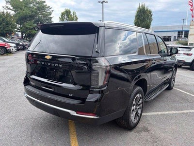 2025 Chevrolet Suburban LT