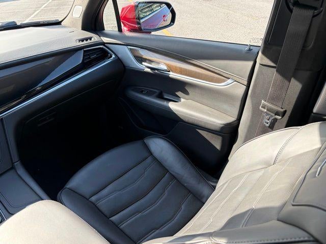 2022 Cadillac XT6 Premium Luxury