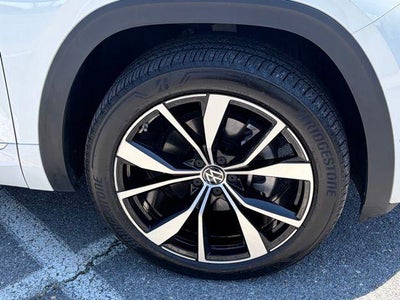 2024 Volkswagen Atlas 2.0T SEL Premium R-Line