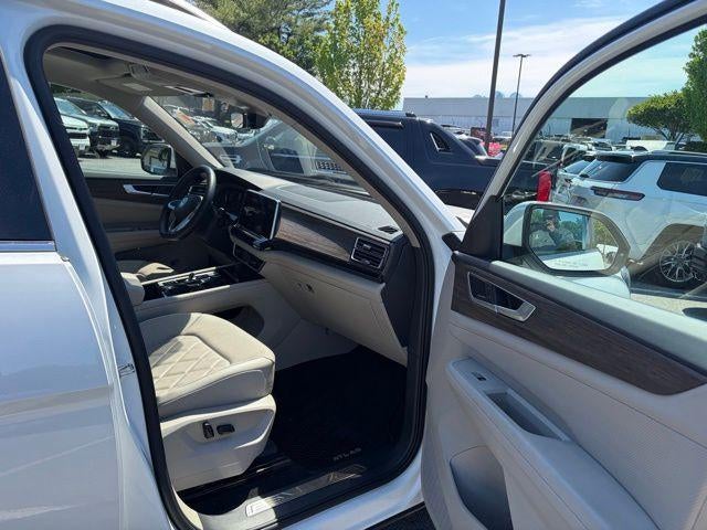 2024 Volkswagen Atlas 2.0T SEL Premium R-Line