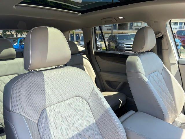 2024 Volkswagen Atlas 2.0T SEL Premium R-Line