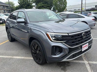 2024 Volkswagen Atlas Cross Sport 2.0T SE w/Technology