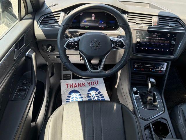 2022 Volkswagen Tiguan SE R-Line Black