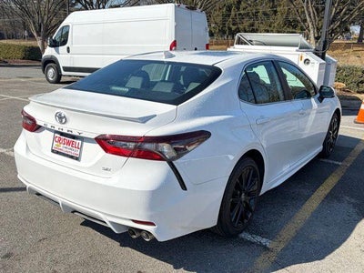 2024 Toyota Camry SE