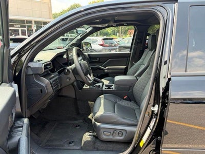 2025 Toyota 4Runner Hybrid TRD Off Road
