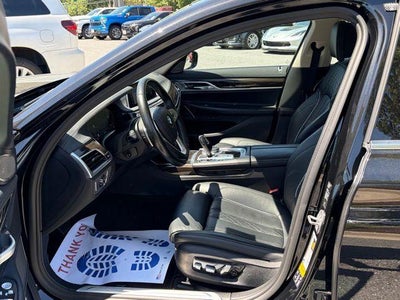 2022 BMW 7 Series 740i xDrive