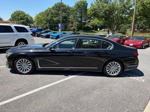 2022 BMW 7 Series 740i xDrive