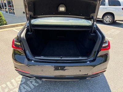 2022 BMW 7 Series 740i xDrive
