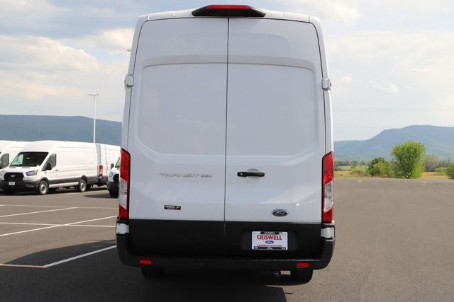 2022 Ford Transit-250 Base