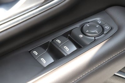 2024 GMC Yukon XL SLE