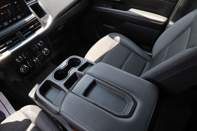 2024 GMC Yukon XL SLE