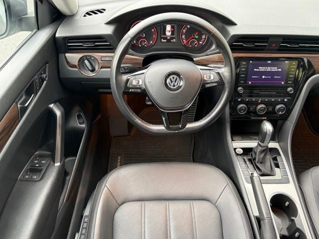 2020 Volkswagen Passat 2.0T SEL