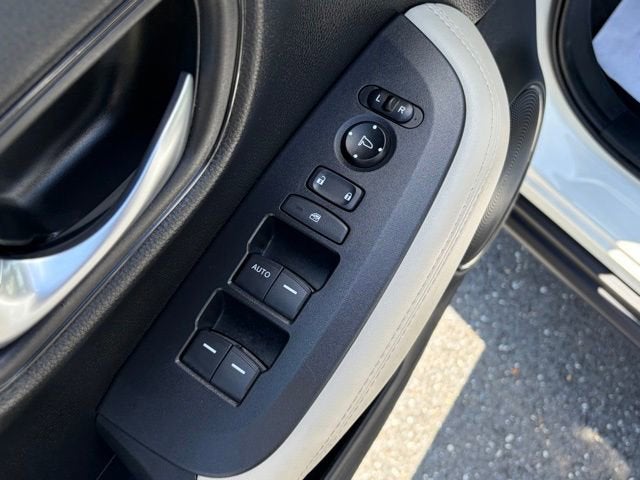 2025 Honda HR-V AWD LX