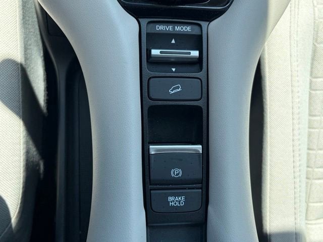2025 Honda HR-V AWD LX